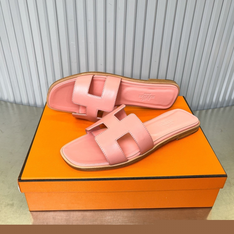 H**mes slippers